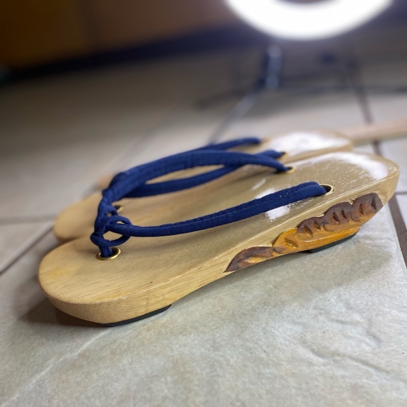 handmade Shoes - Woman’s Japanese hand carved wooden flip-flops